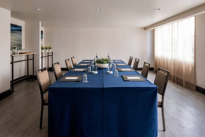 Meeting facility